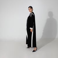 كريب اسود مع خطوط بيضاء - Image 2