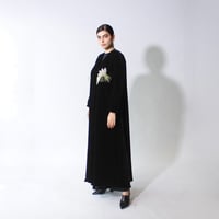مخمل اسود مع شك و ريش - Image 4