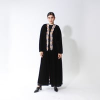مخمل اسود مع شك احجار - Image 2