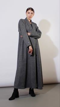 صوف مقلم رمادي - Image 6