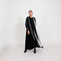 مموج اسود مع تطريز - Image 4
