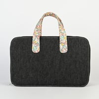 حقيبة قماشية لحفظ أدوات الحياكة والخيوط  THE BLOOM DOCTOR BAG - صورة 5