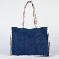 حقيبة قماشية لحفظ ادوات الحياكة والخيوط THE BLOOM TOTE BAG - صورة 1