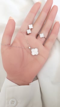 طقم فضة عيار 925 مطلي روديوم - صورة 4