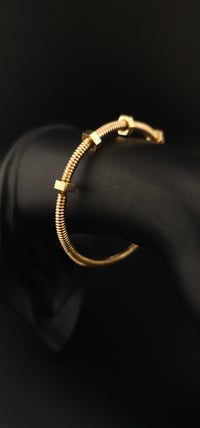 اسوارة موديل كارتير ذهب عيار 18 - صورة 3