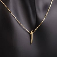 عقد حروف أبجدية أ - صورة 1