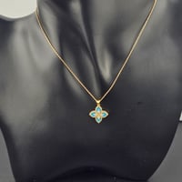عقد ناعم موديل روبيرتو كوين فيروزي - صورة 2