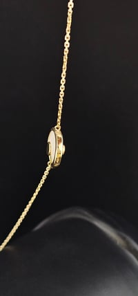 اسوارة انسيال موديل كارتير صدفي - صورة 2