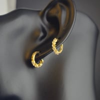 حلق ذهب كوري - صورة 1