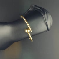 اسوارة ذهب عيار ١٨ كروية - صورة 2