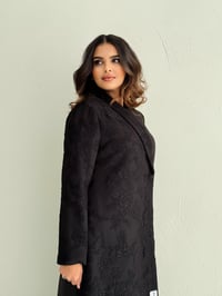 عباية رسمية من الكريب والدانتيل الفاخر - صورة 4