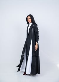 عباية بقماش االكريب الفاخر - صورة 7