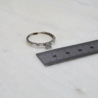 خاتم سولتير ذهب 18 - صورة 2