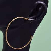 حلق ذهب 18 - صورة 2