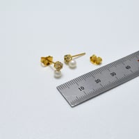 حلق لولوه ذهب 18 - صورة 3