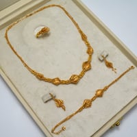 طقم مارسيللا ذهب 21 - صورة 1