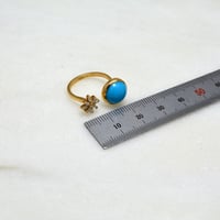 خاتم الماس و حجر الفيروز - صورة 2
