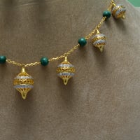 عقد و حلق ذهب 21 غزل  حجر ملكيات  - صورة 3