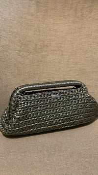ELEGANT CLUTCH - صورة 1