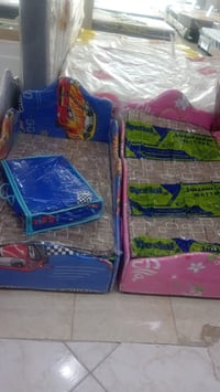 2 سرير 70x120 و 2 مفرش اطفال  و2 مرتبه 70x120x5 سم اسفنج و 2 مخده اطفال - صورة 1