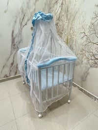 سرير اطفال مع ناموسية + مرتبة  - صورة 7