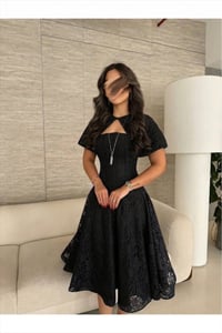 فستان ميدي كلوش دانتيل أسود بجاكيت - صورة 2