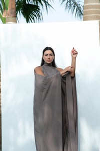 #051 - Image 2