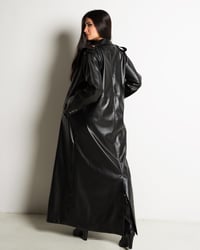 #069 - Image 3