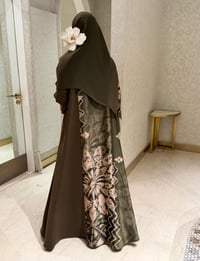 SA114 - Image 3