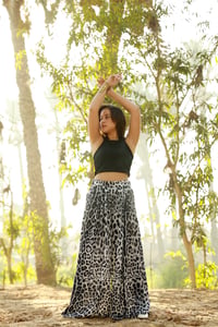 Grey Leopard Set - Image 2