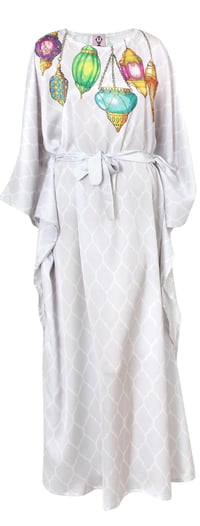 Lanterns Abaya - صورة 1