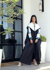 عباية لينن اسود مع قبعه - صورة 2