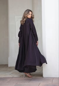 عبايه دبل كلوش بتطريز - صورة 1