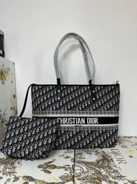 شنطة نسائية ماركة ديوور - Image 1