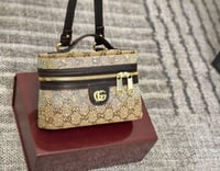 شنطة نسائية ماركة قوتشي  - Image 1
