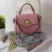 شنطة ماركة فرزاتشي  - صورة 1