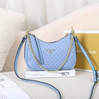 شنطة نسائية انيقة من ماركة مايكل كورس - صورة 1