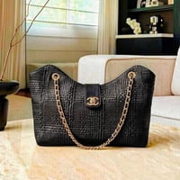 شنطة نسائية ماركة شانيل - Image 1