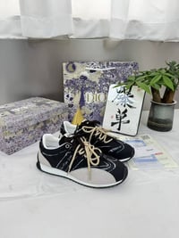شوز نسائي ماركه ديور- d01 - Image 1
