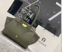 شنطة نسائية ماركة اقنر - Image 1