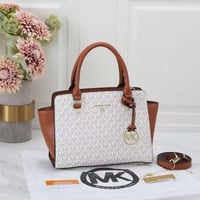 شنطة نسائية ماركة مايكل كورس  -m20 - صورة 1