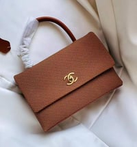 شنطة نسائية ماركة شانيل - Image 1