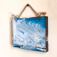 Blue Live-edge keyholder - Image 2