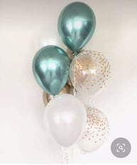 Green and gold balloon bouquet