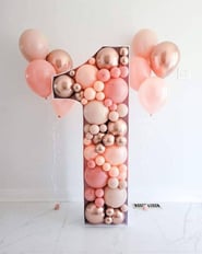 First birthday stand