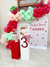 Strawberry arrangement