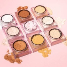 Huda Beauty powder