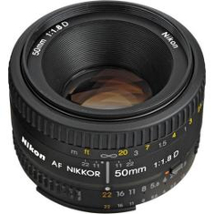 عدسات Nikon