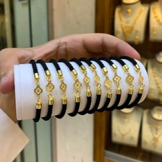 اساور خيط