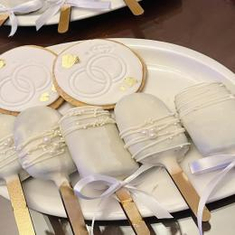 Cakesicles
